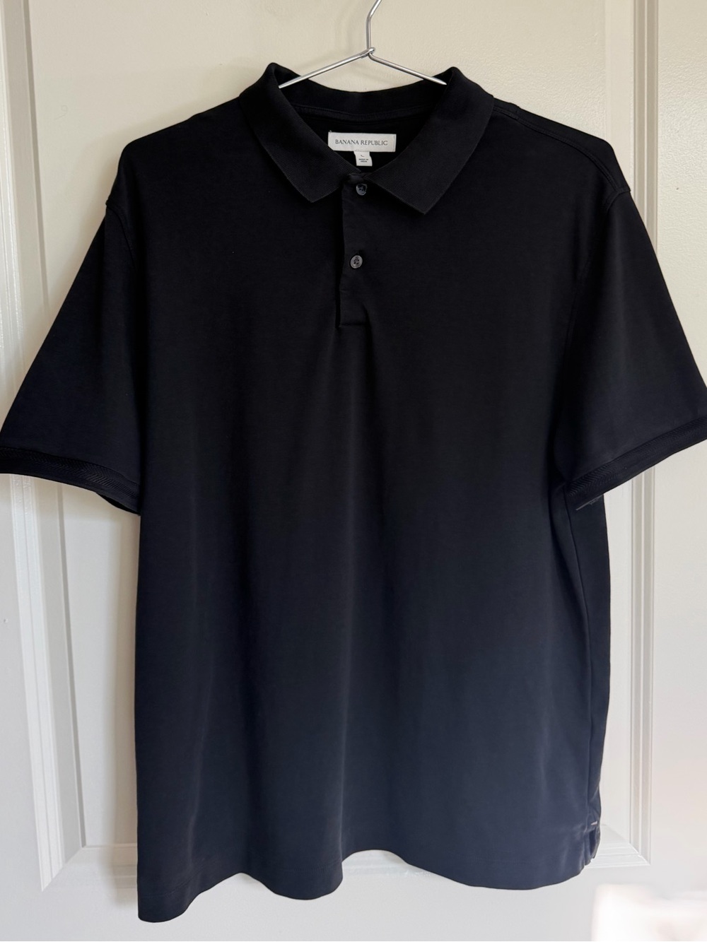 Banana Republic Men’s Black Polo Shirt - Classic Collared Tee